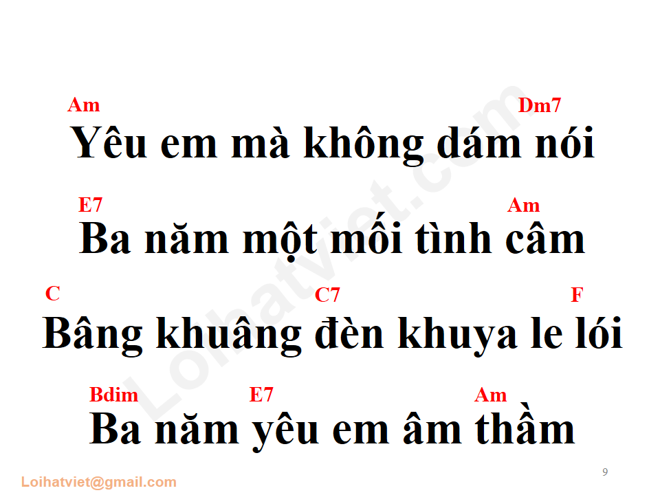 Ba năm yêu em âm thầm